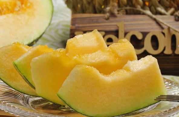 怀孕一吃哈密瓜就吐了,揭秘孕妈们的烦恼与应对策略