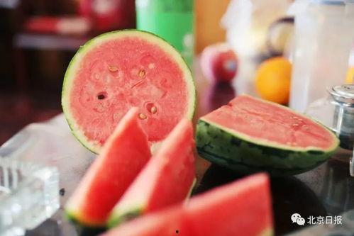 武汉中学吃瓜,一场别开生面的“吃瓜”大戏