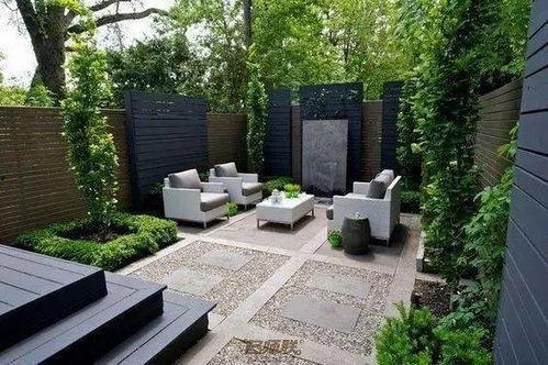 院子吃瓜视频素材,吃瓜视频带你领略乡村风情