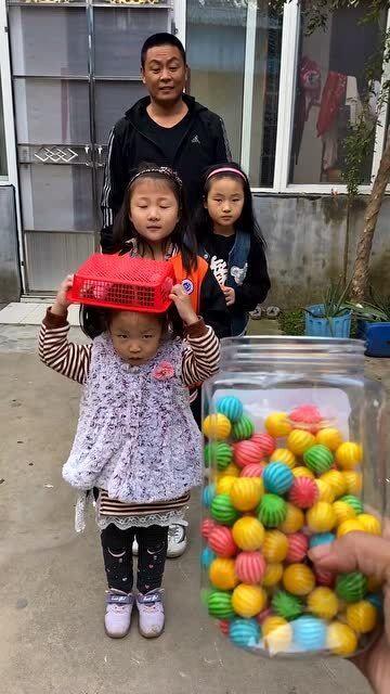 妈咪带我们吃瓜,甜蜜滋味尽享其中