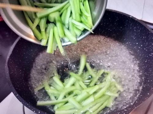 吃老鼠瓜上火吗,吃老鼠瓜是否会上火？营养专家为你解答