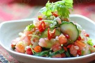 吃瓜群众黄瓜片,揭秘吃瓜群众黄瓜片背后的故事