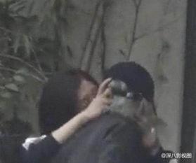 于正在吃瓜视频,于正直播吃瓜，揭秘娱乐圈幕后故事