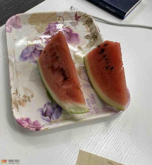 娃娃吃瓜头像,娃娃吃瓜头像，演绎夏日清凉风情