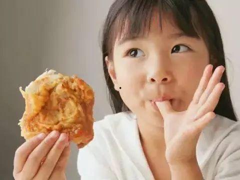 吃瓜小熊中国女人,吃瓜小熊视角下的中国女性生活画卷