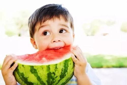 脚痛可以吃瓜吗,吃瓜真的能缓解不适吗？