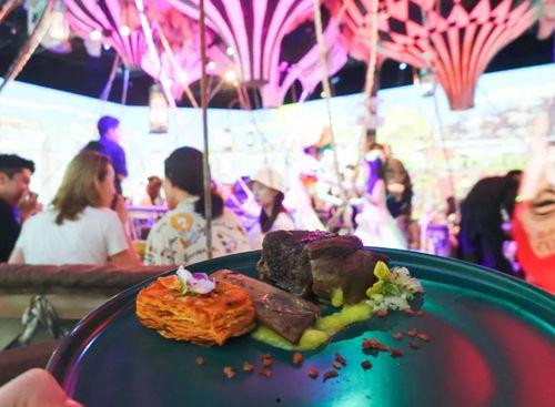 跳河吃瓜看戏,一场现代版“看戏”现象的兴起