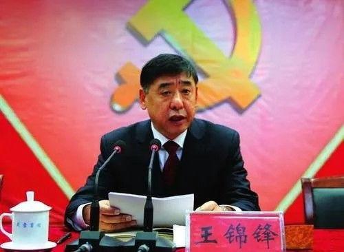 县委书记吃瓜,一场别开生面的乡村治理实践